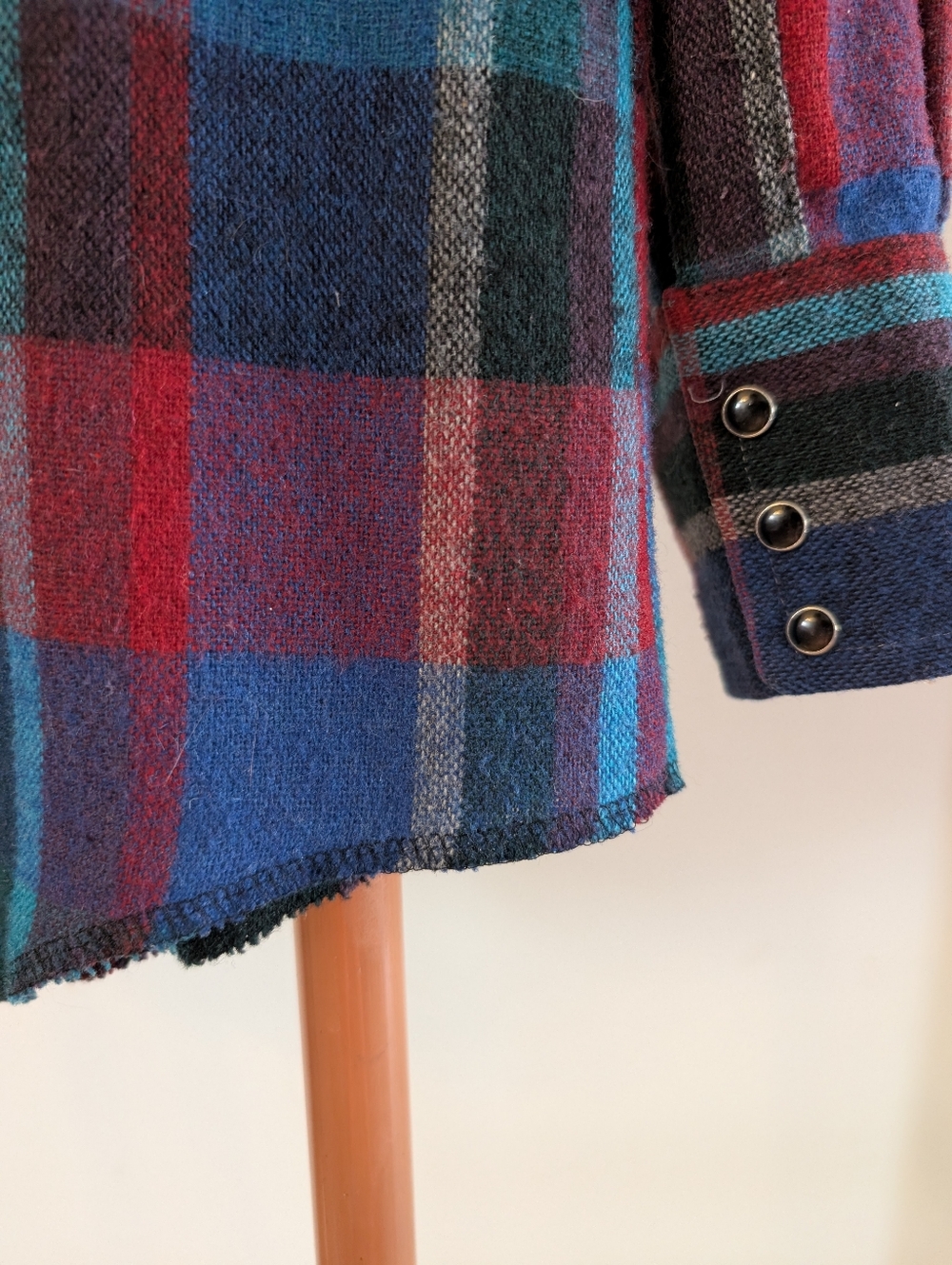 80s "Wrangler - Cowboy Cut - Regular Fit" Multicolor Plaid Western Flannel Shirt - Picture 8 of 10